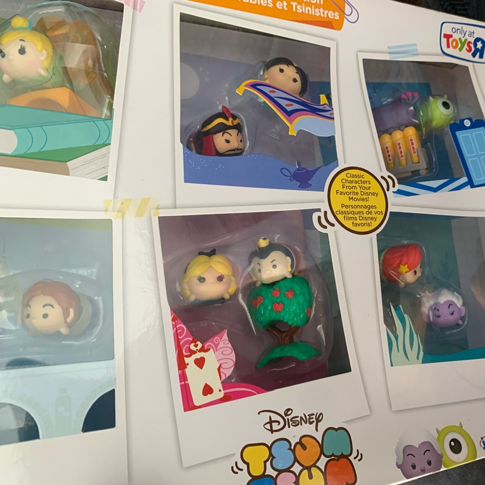 New Disney Tsum Tsum New Damaged box
